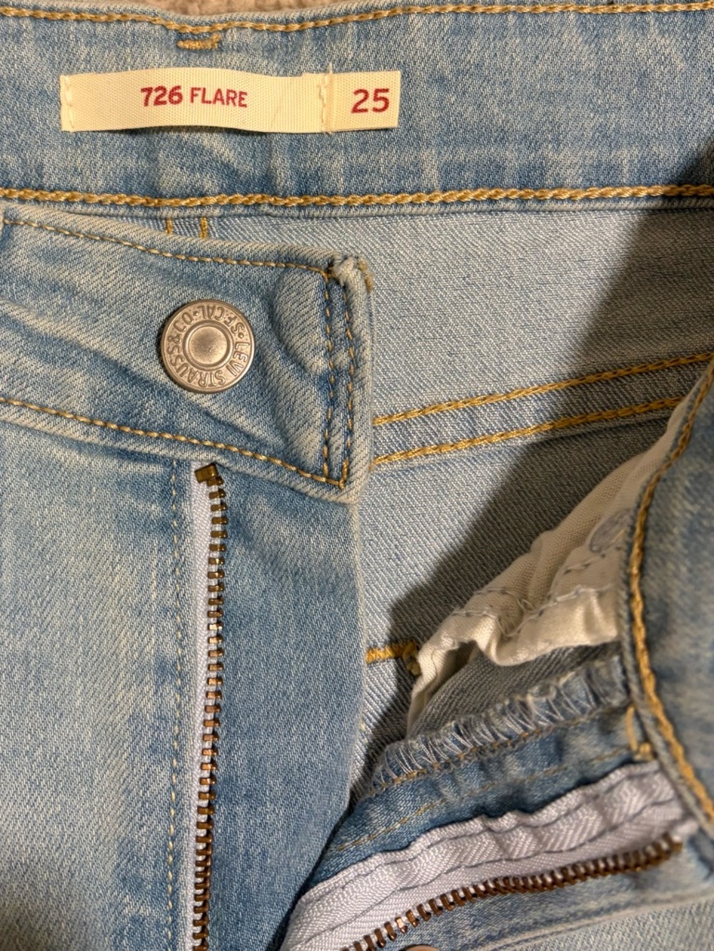 Levi's Light Blue Flare Jeans - Size 25